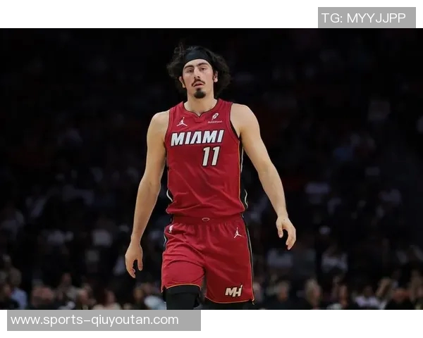 哈克斯表现出色15投8中砍下18分8篮板9助攻2盖帽正负值高达18助球队获胜 哈克斯表现出色15投8中砍下18分8篮板9助攻2盖帽正负值高达18助球队获胜