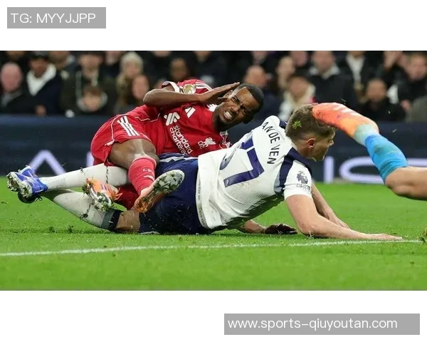 范德芬回应铲伤事件称向伊萨克发消息祝早日康复并非故意行为