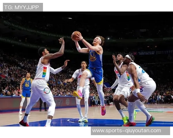 东詹圣诞后场上表现显著提升不在场时球队净效率大幅下滑