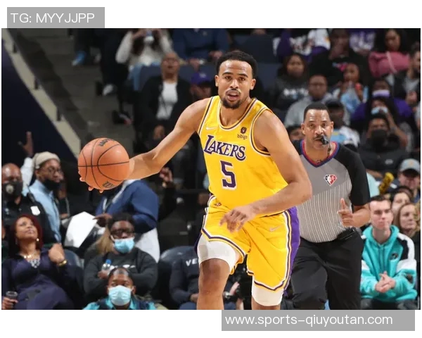 东詹圣诞后场上表现显著提升不在场时球队净效率大幅下滑