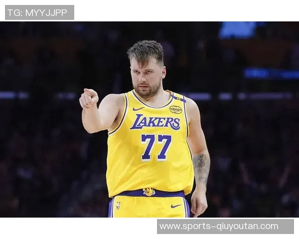 东契奇谈黄蜂之战表现起伏三球配合助攻制造投篮空间