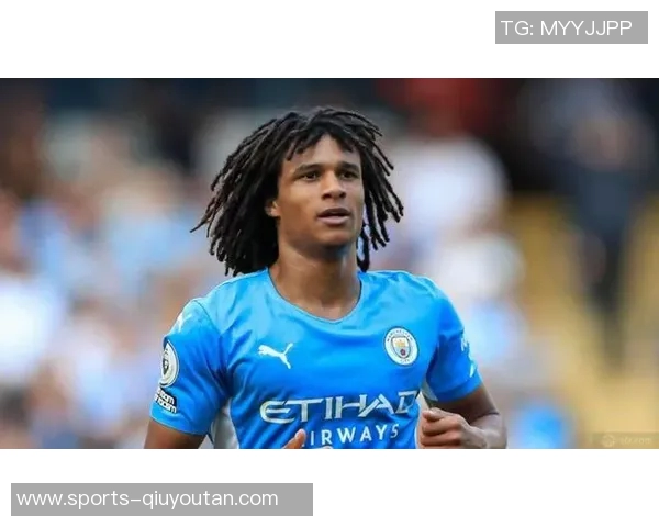 巴萨米兰关注曼城后卫阿克要价2000万不愿意租借